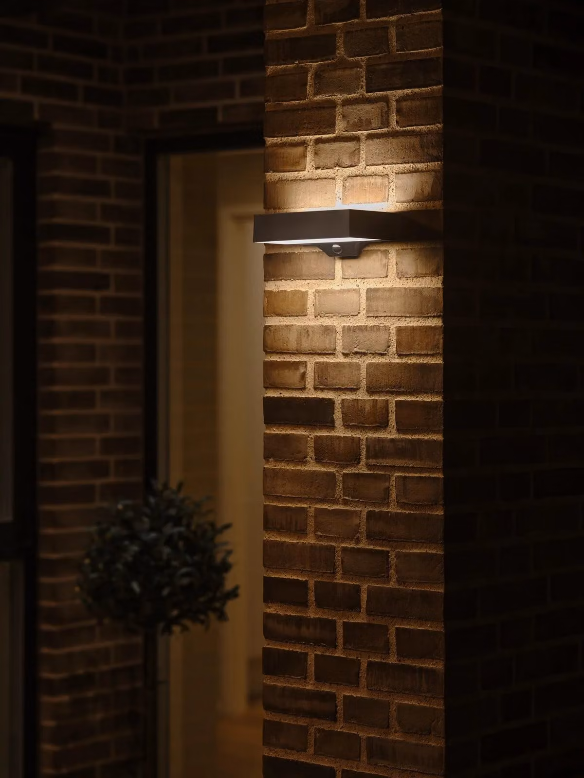 Nordlux Monay Solar LED Outdoor Wall Light, Black Plastic, IP44, Warm White 3000k – 4