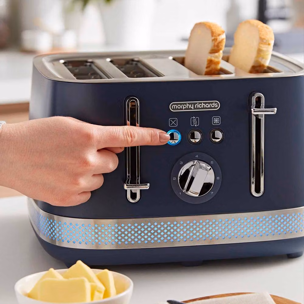 Morphy Richards Illumination 4-Slice Toaster in Blue – 4