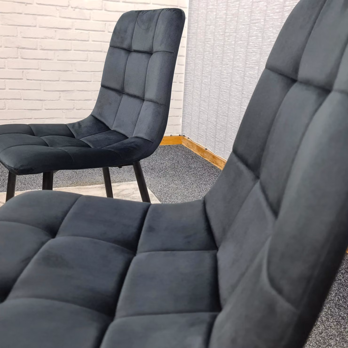 Kosy Koala Set of 2 Black Velvet Tufted Dining Chairs – 4