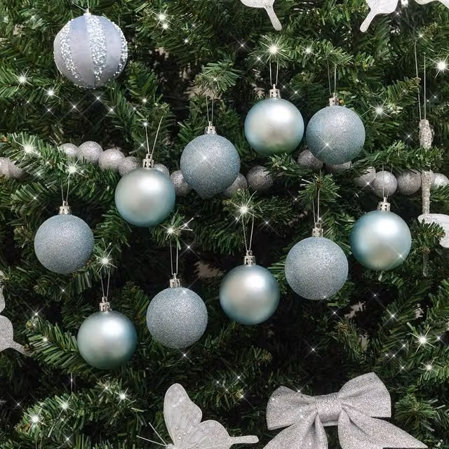 Melody Maison Set of 10 Mixed Ice Blue Glitter Christmas Baubles in Light Blue – 1
