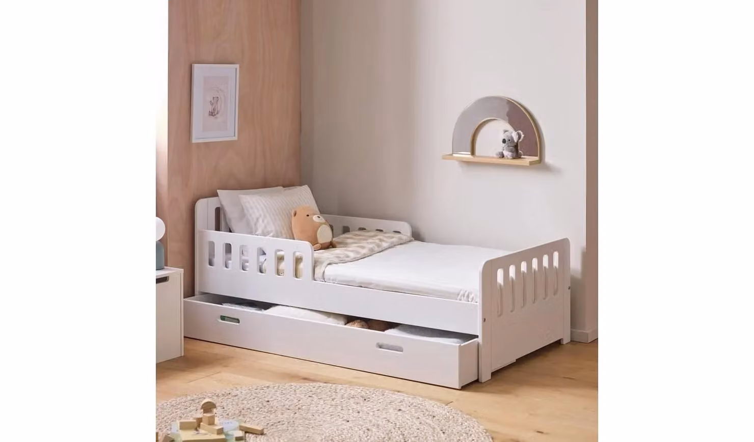 Cheap Furniture Warehouse Ronnie Toddler Single Storage Bed Frame in White Lacquered Solid Pine Wood, W/D/H: 143.2 x 70 x 74.4 cm
