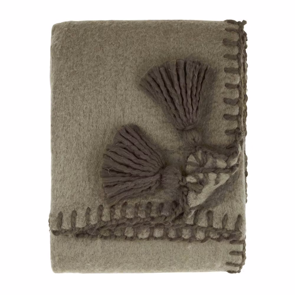 Yard Lowen Wool Blend Brushed Throw with Fringes in Green, W: 130 cm, D: 170 cm – 2