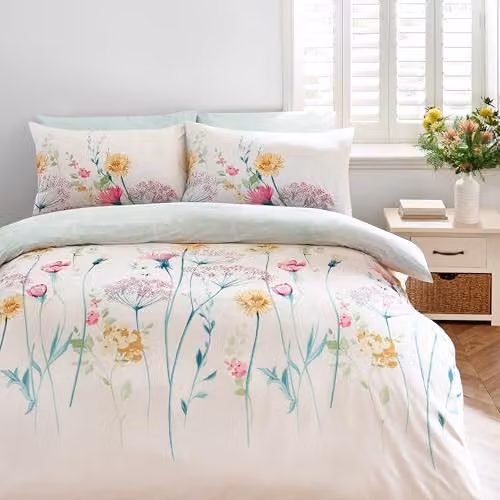 Catherine Lansfield Meadowsweet Floral Reversible Double Duvet Cover Set with Pillowcases, Multicolour, Duvet Cover 200 x 200 cm, Pillowcases 50 x 75 cm