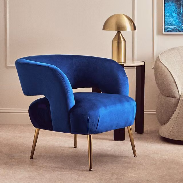 Orsina Larissa Blue Velvet Tub Chair with Armrests and Gold Metal Frame – 1