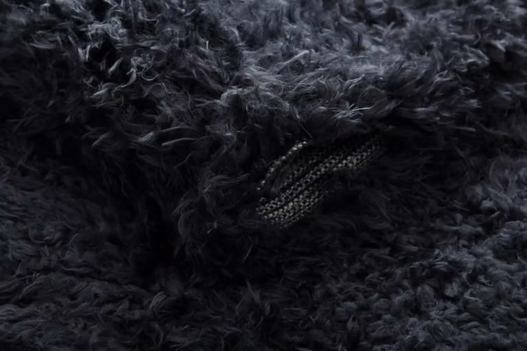 Home Republic Montana Fluffy Textured Rug in Charcoal Grey, W: 160 cm, D: 230 cm