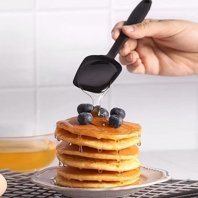 VOGREX 4-Piece Heat Resistant Silicone Spatula Set in Black