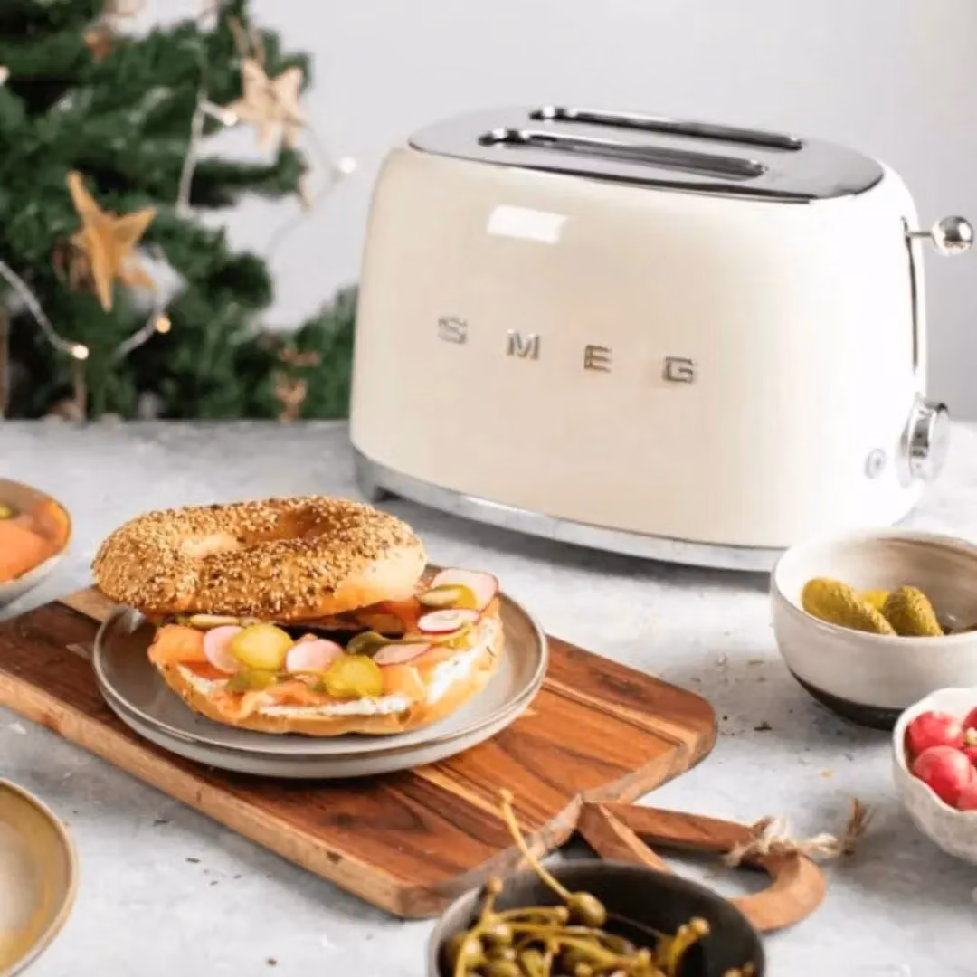 Smeg TSF01 Retro 2 Slice Toaster in Cream and Stainless Steel – 2