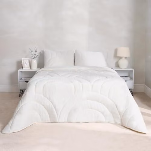 OHS Single Coverless Microfibre Duvet and Pillowcase Set, 7.5 Tog, Cream, W/D/H: 135 x 200 cm