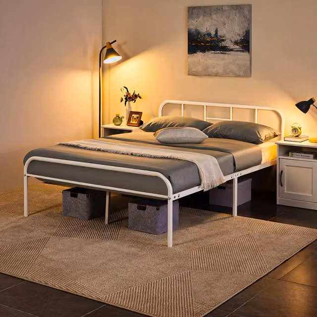 Yaheetech Vintage Metal Bed Frame with High Headboard, White, 140 x 200 cm