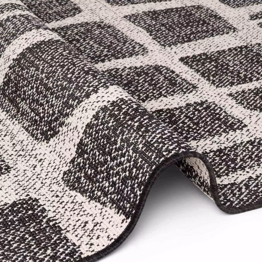 The Rugs Ruskin Flatweave Geometric Rug in Black and White – 5