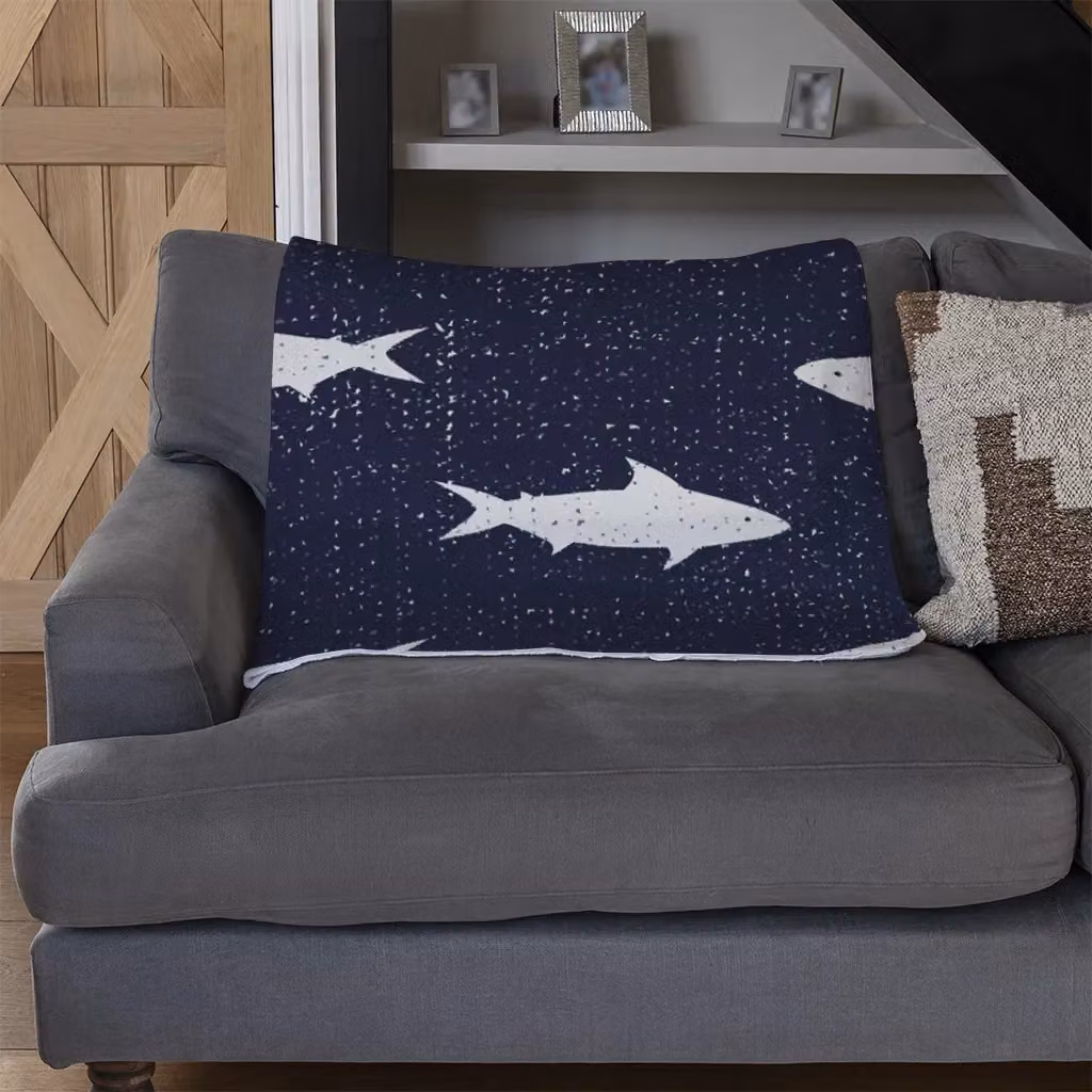Benjamin Tate Design Fish Fleece Blanket in Blue and Beige, W/D/H: 120 x 150 cm – 3