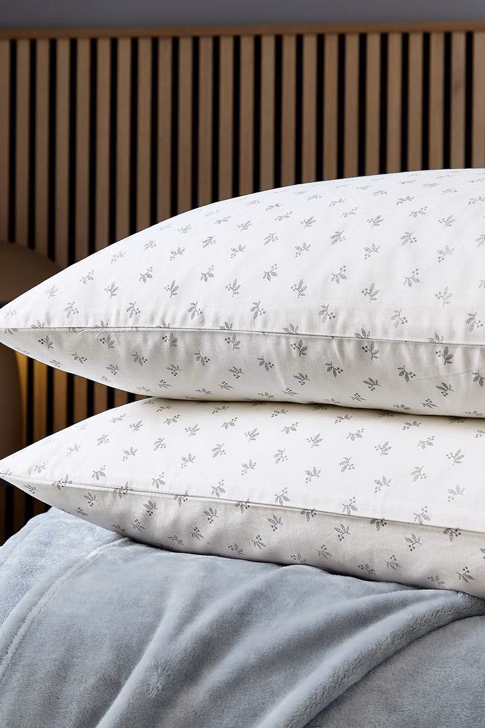 Helena Springfield Leaf Sprig Floral Duvet Cover and Pillowcase Set, Grey and White, W: 90 cm, L: 200 cm – 4