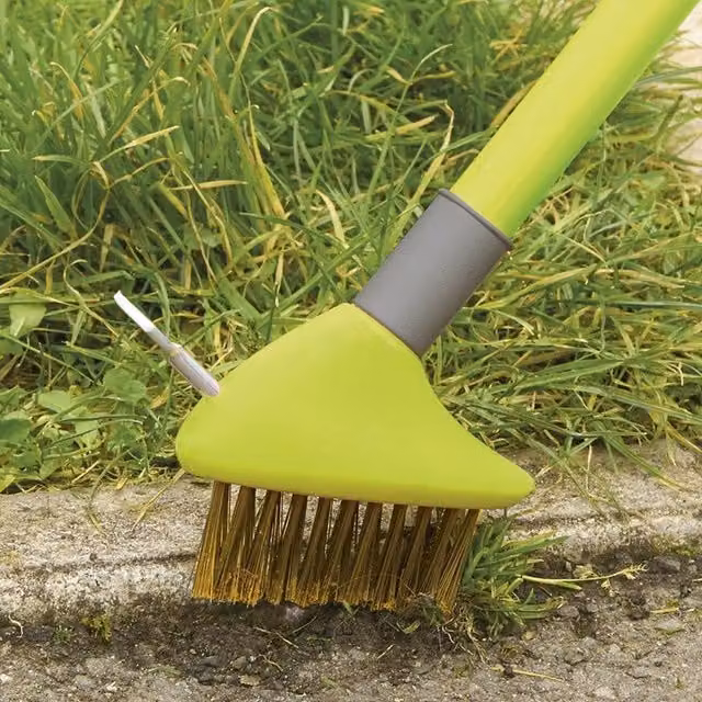 Garden Gear 3 in 1 Telescopic Wire Brush and Weed Scraper, Green, H: 140 cm