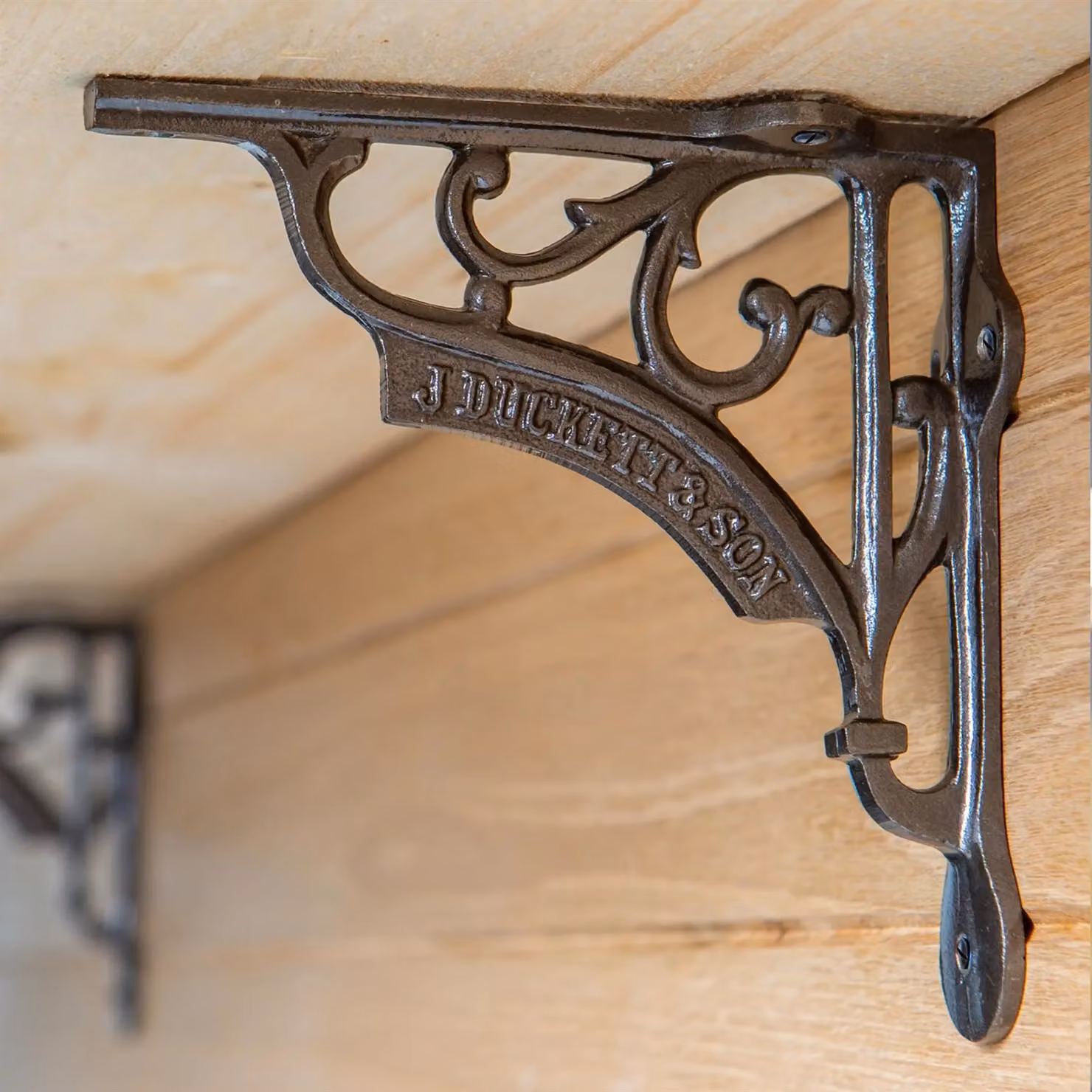 Hammer and Tongs Ornate Iron Shelf Bracket, Black, Pack of 4 – 5