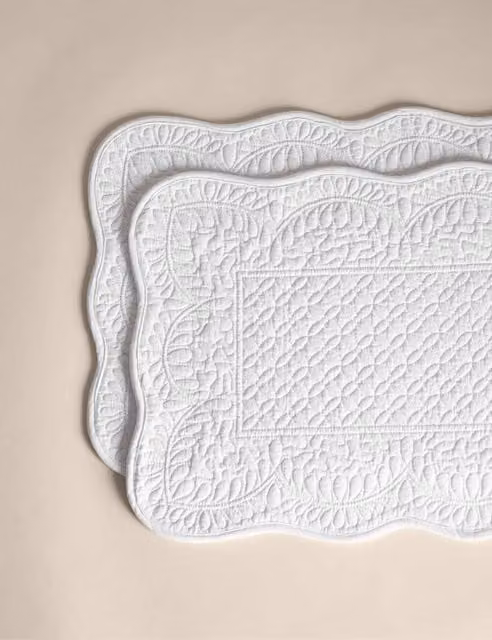 M&S Set of 2 White Pure Cotton Quilted Rectangular Placemats