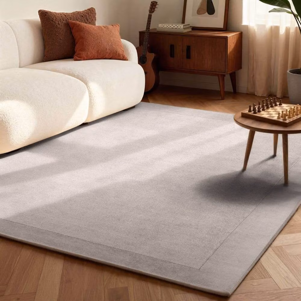 Villeroy & Boch 1812 Kari Handmade Round Wool Blend Bordered Rug in Grey, Diameter: 150 cm – 2