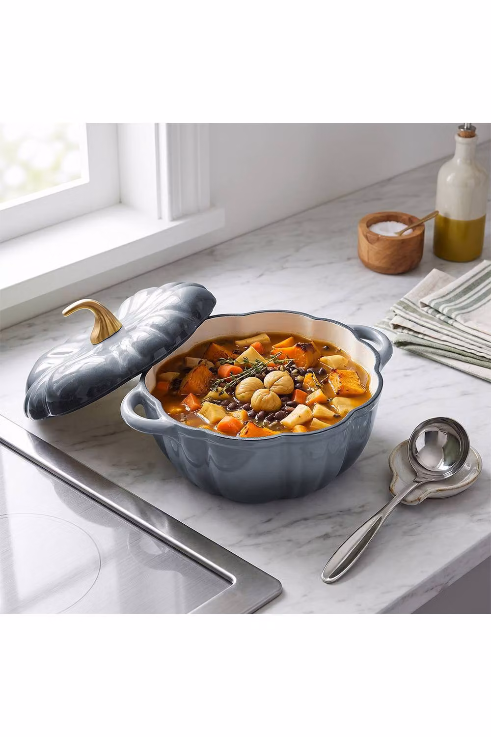 Living and Home Enamelled Cast Iron Pumpkin Dutch Oven with Lid and Handles in Grey – 2