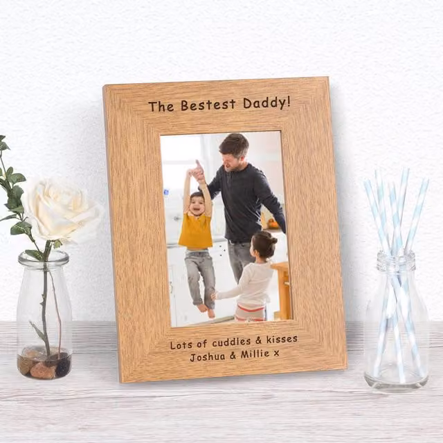 Uniqueful Personalised The Bestest Daddy Wood Picture Frame, Brown, W/H: 17.8 x 12.7 cm