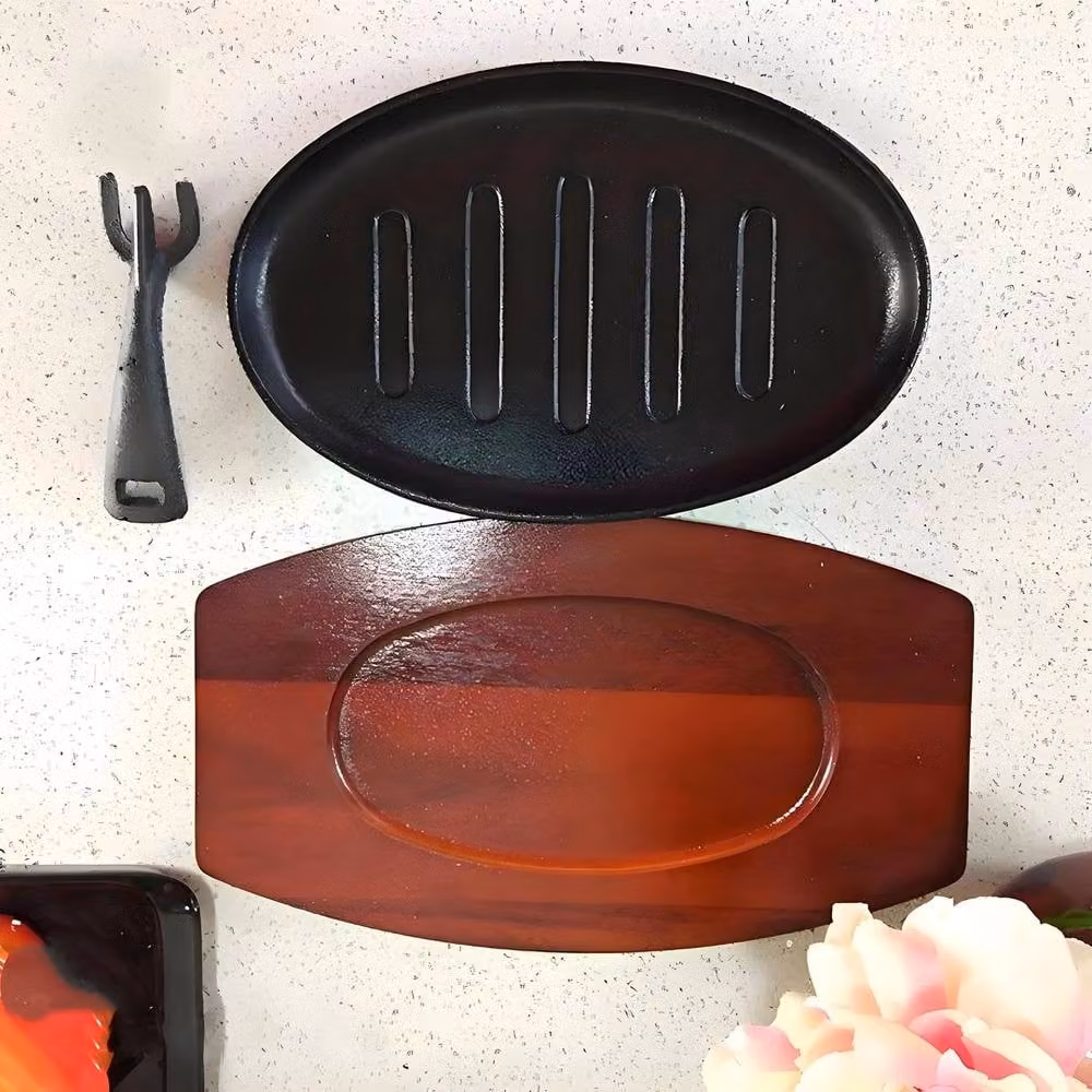 NESTLUNE Large Cast Iron Sizzle Platter and Wood Serving Plate, Black, W: 100 cm, D: 60 cm – 3