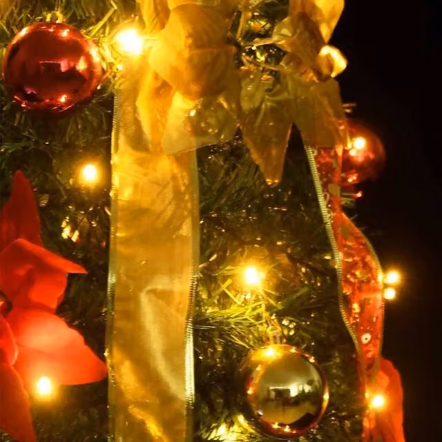 Berkfield Home Beautiful Green Artificial Pop-up Christmas Tree with 50 LEDs, Height: 120 cm – 1