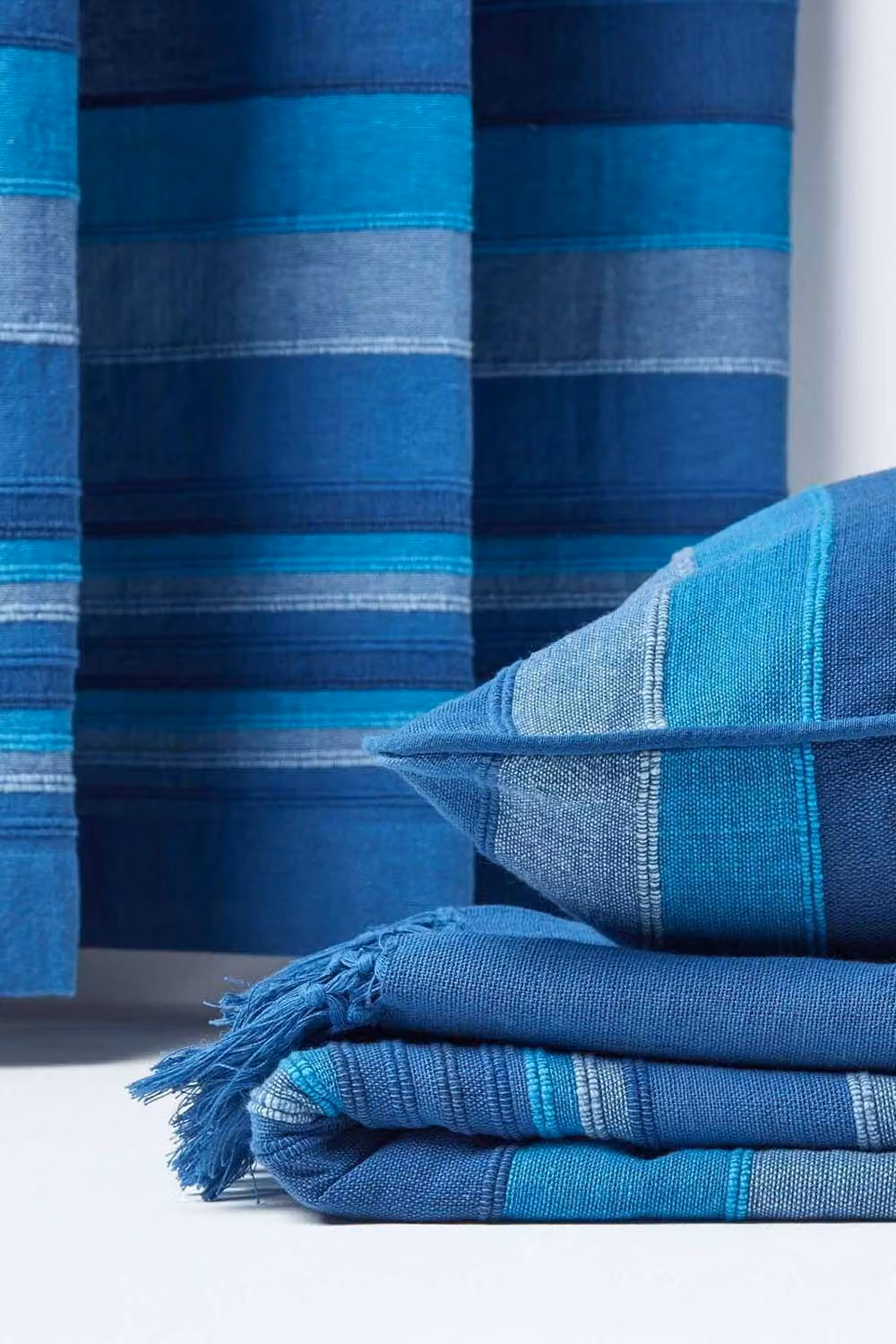 Homescapes Morocco Striped Cotton Cushion Cover in Blue, W/D/H: 60 x 60 x 60 cm – 3