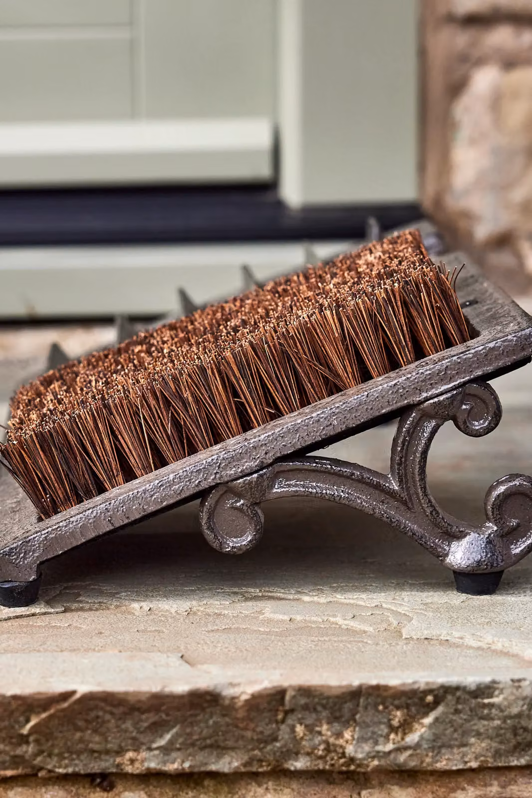 Dibor Cast Iron Free Standing Outdoor Garden Boot Brush and Scraper in Brown – 3