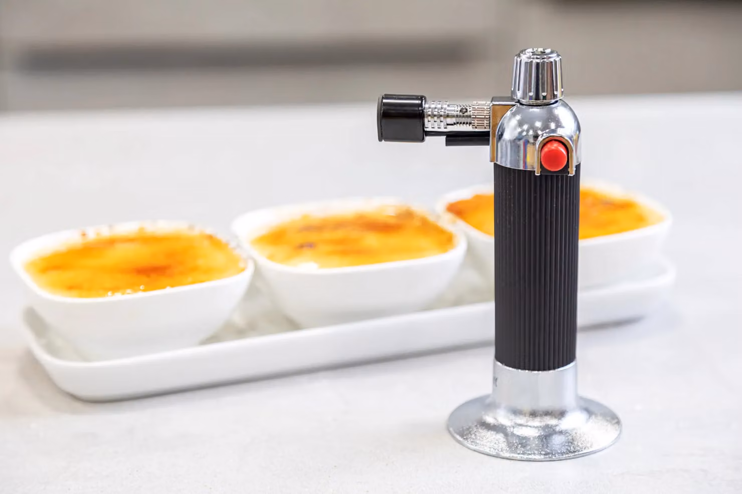 KitchenCraft Refillable Cook's Blow Torch in Black and Silver, W/D/H: 9 x 16.5 x 9 cm – 5