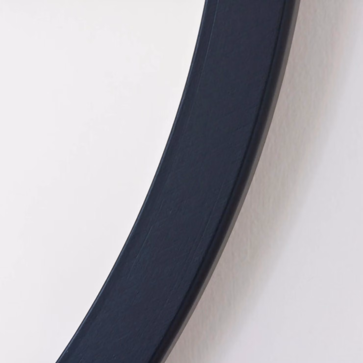 Yearn Mirrors Modern Round Black Wall Mirror W/D/H: 70 x 70 x 70 cm – 4