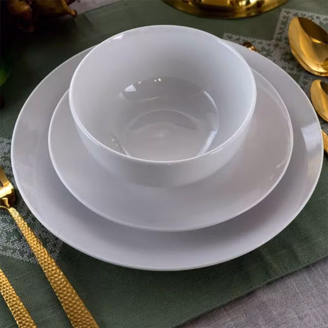 Glim & Glam 12-Piece White Porcelain Coupe Dinner Service