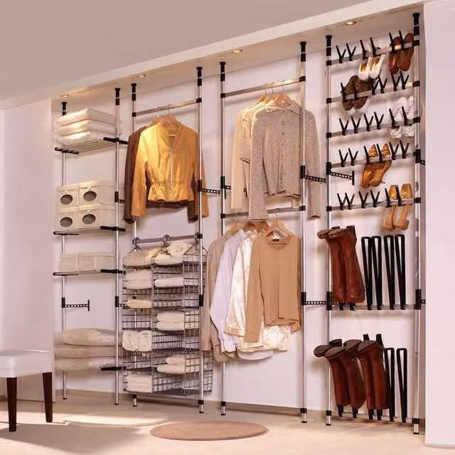Berkfield Home Telescopic Shoe Rack with Hanging Rods in Silver and Black – 1