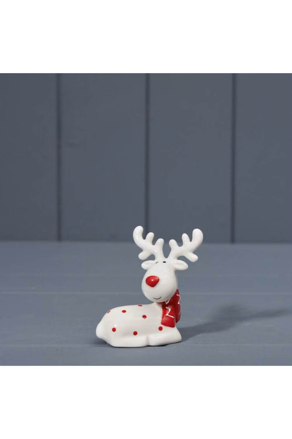KDMD Red and White Ceramic Dotted Reindeer Tabletop Christmas Figure – 2