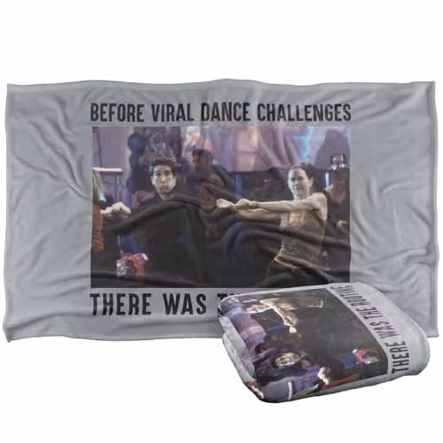 Warner Bros. Friends Before Viral Dance Silky Touch Super Soft Fleece Throw Blanket, Multicolour, W: 91.44 cm x L: 147 cm