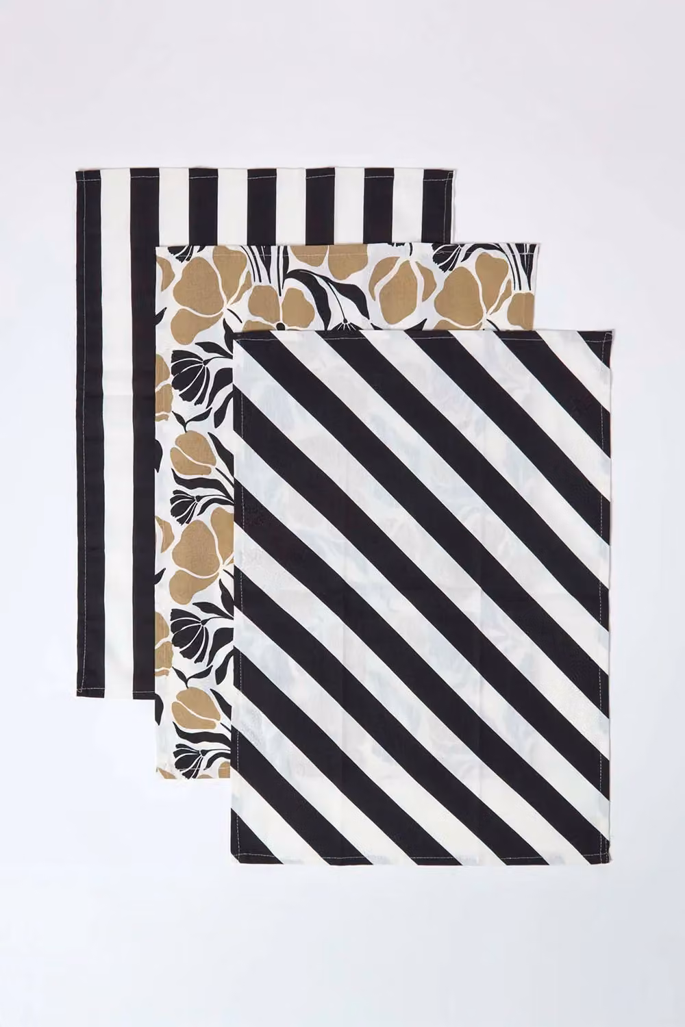 Homescapes Set of 3 Striped Cotton Tea Towels in Black and White, W/H: 45 x 65 cm – 1