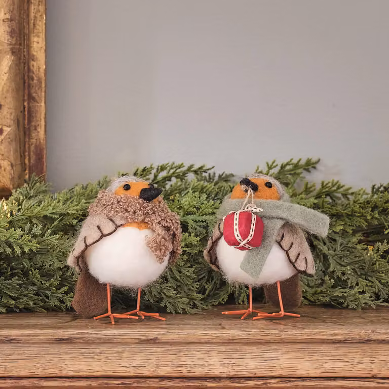 Robby & Birdie Hanging Felt Robin Christmas Decorations, Multicolour