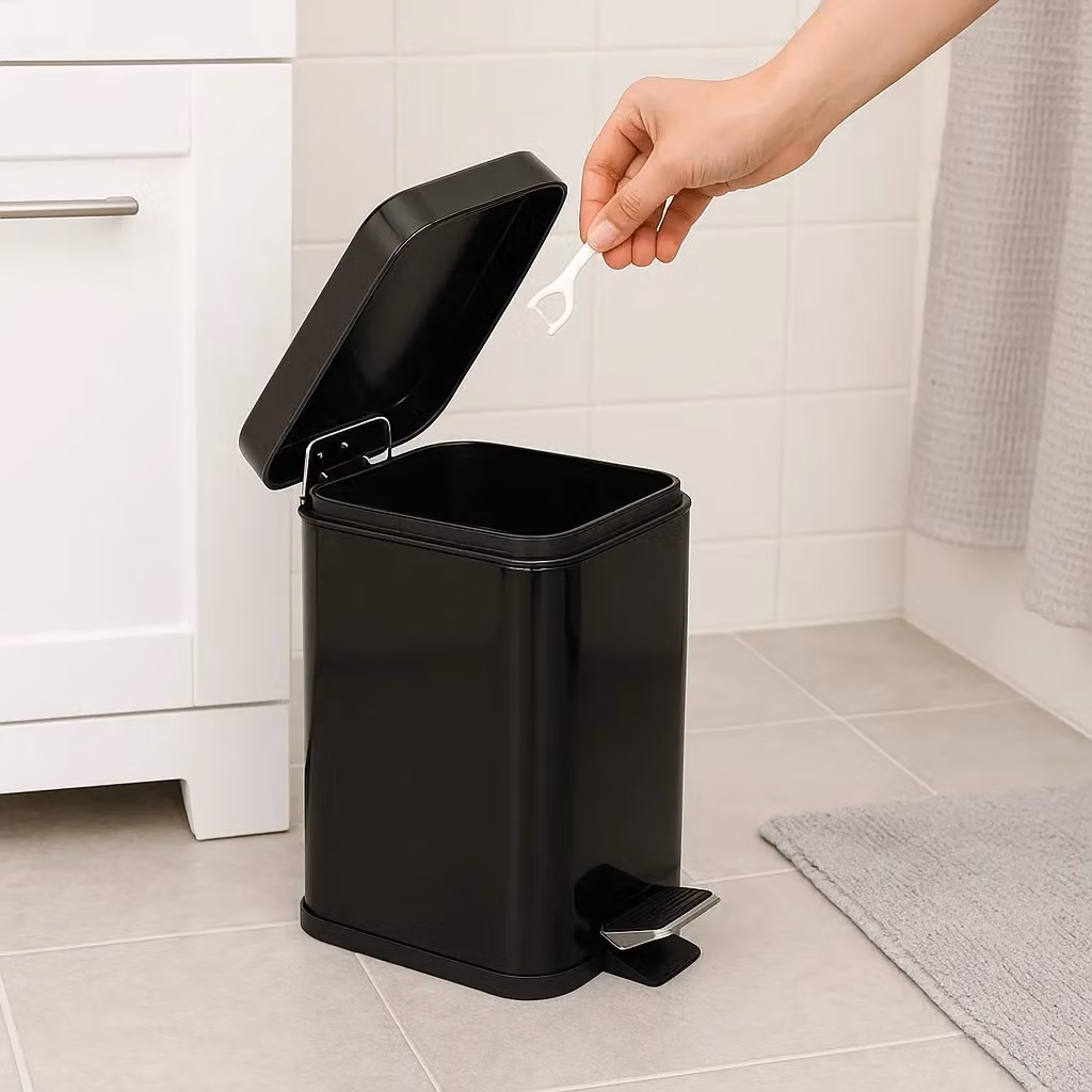 Harbour Housewares 3L Square Stainless Steel Pedal Bin with Removable Inner Bucket in Black – 9
