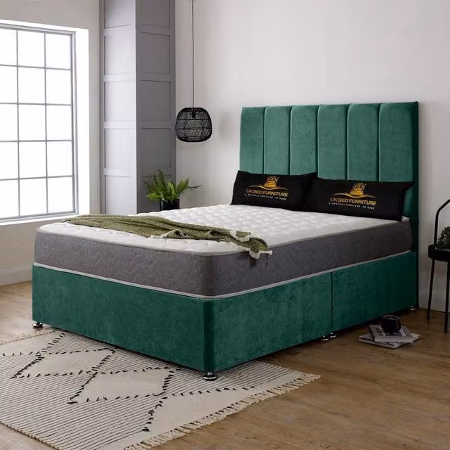 UK Bed Furniture Savannah Divan Bed with 2 Drawers and 26 Inch Headboard in Green Velvet, Small Double, W/D/H: 120 x 200 cm