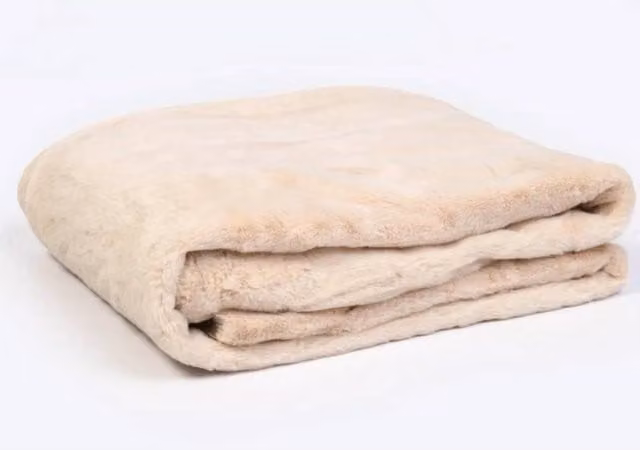 PAWNORA Extra Large Luxury Fluffy Fleece Blanket in Beige