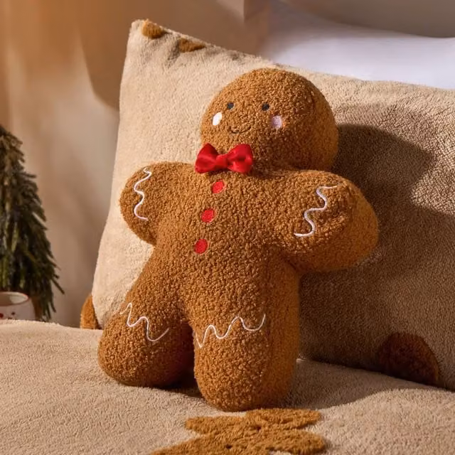 OHS Gingerbread Boy Boucle Christmas Scatter Cushion in Brown, W/D/H: 28 x 28 x 28 cm