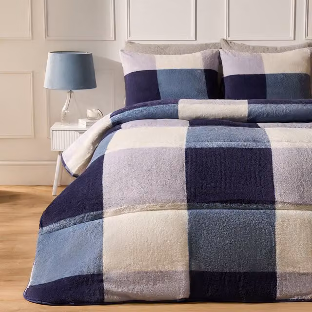 OHS King Size Teddy Fleece Gingham Duvet and Pillowcase Bedding Set, 10.5 TOG, Dark Navy Blue