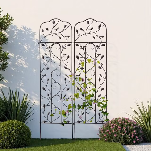 Komore Black Metal Ornamental Garden Trellis Wall Support