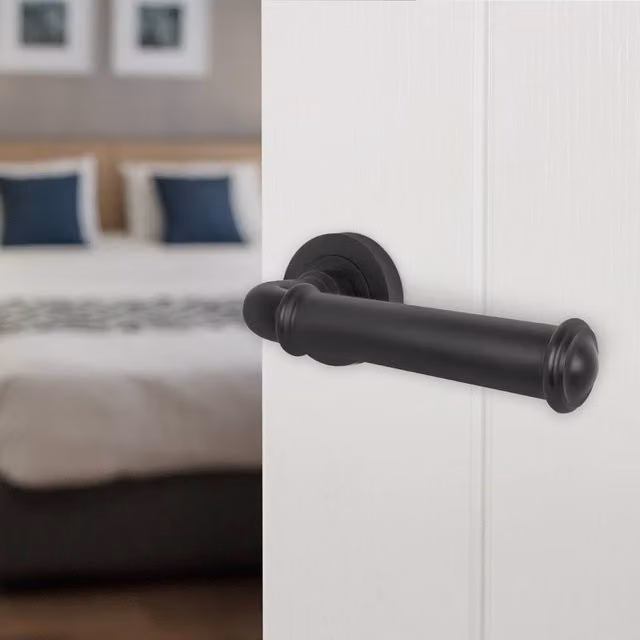 AFIT Matt Black Aluminium Internal Lever On Rose Door Handle, 150 x 150 mm – 1