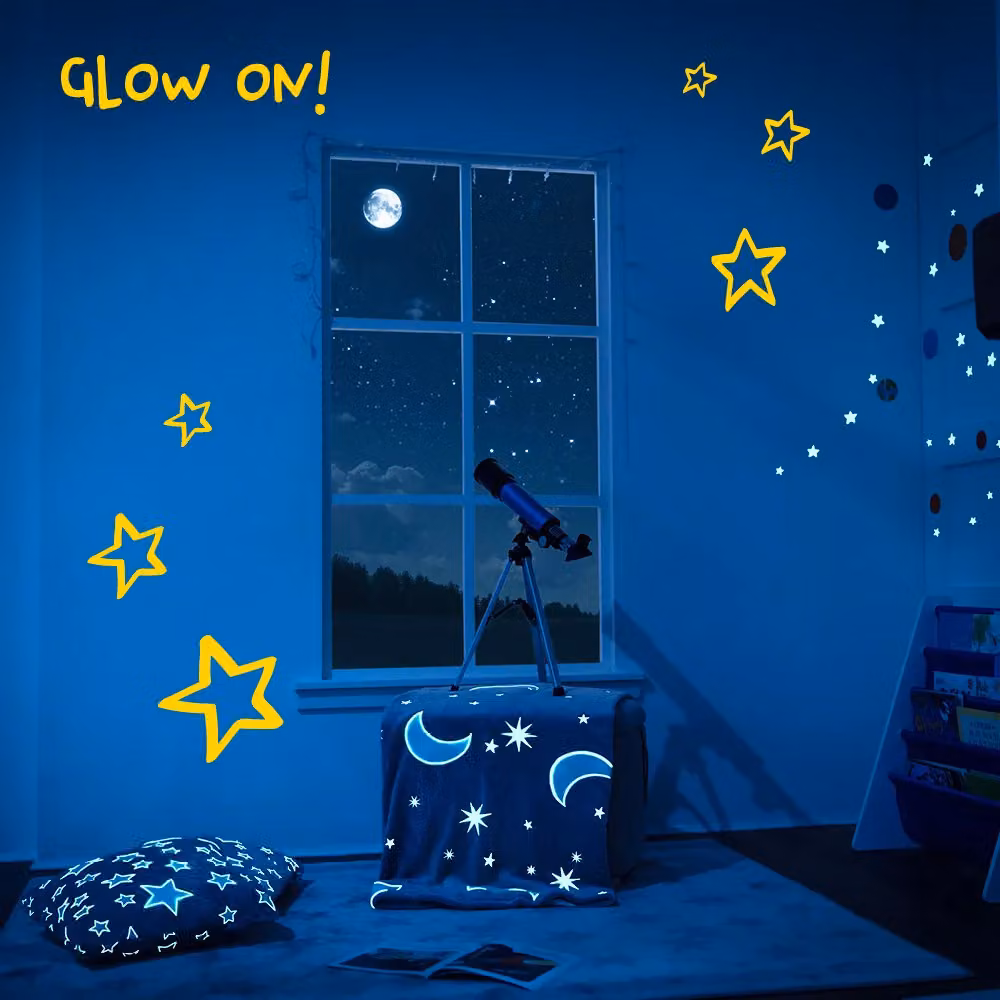 Wicked Gizmos Glow in the Dark Fluffy Fleece Blanket with Moon and Stars Design in Dark Grey, W/D: 152 x 127 cm – 2