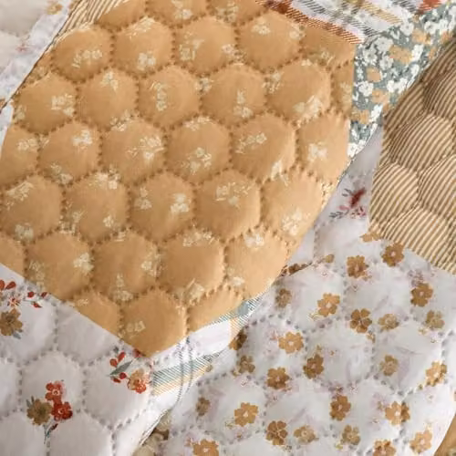 Catherine Lansfield Floral Patchwork Quilted Bedspread in Beige and Multicolour, W/D/H: 220 x 230 cm – 2