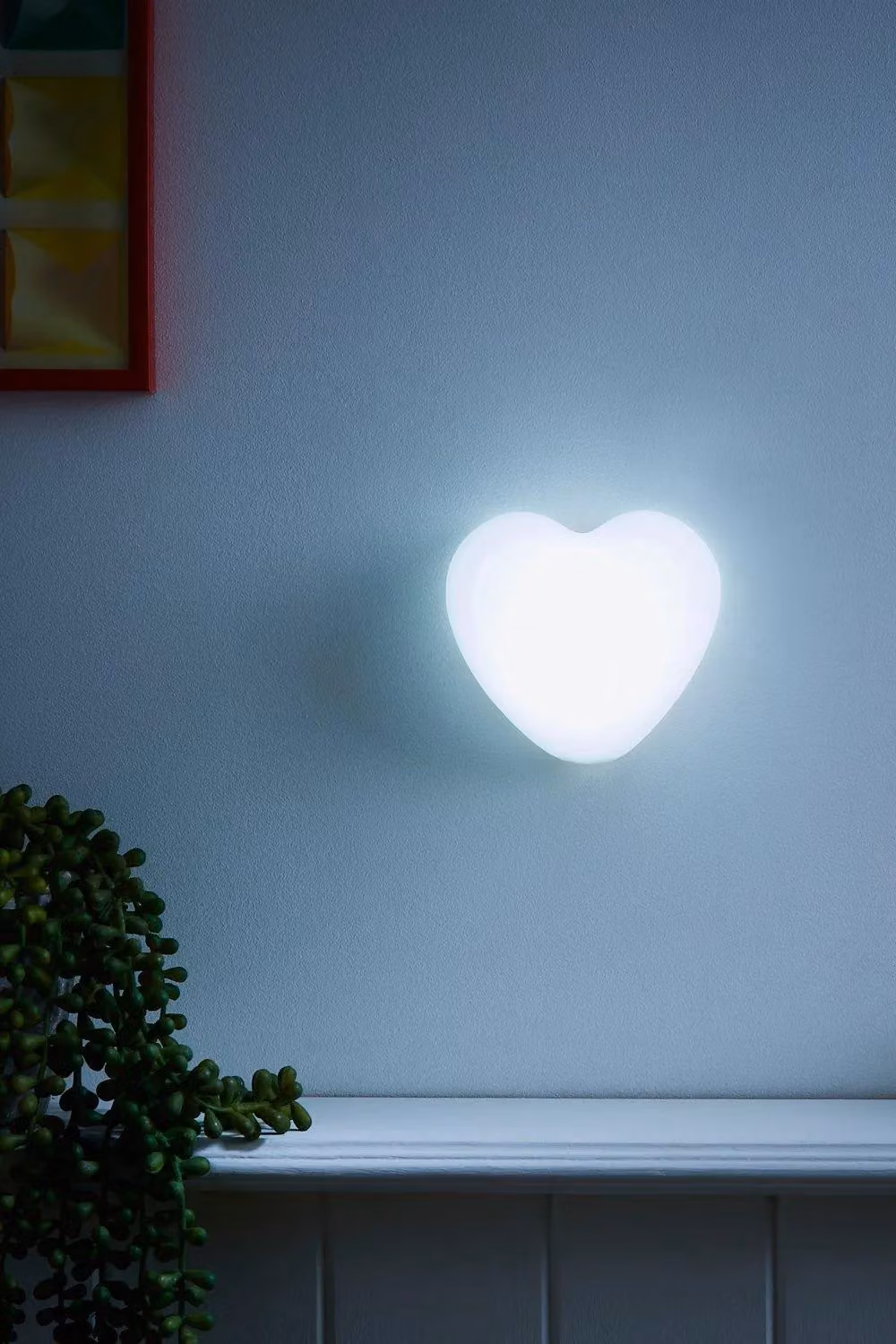 BHS Lighting Glow Heart Wall Light in White – 3
