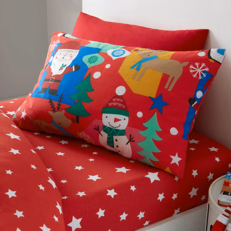 Happy Linen Company Kids Jolly Christmas Reversible Red Duvet Cover and Pillowcase Bedding Set, W: 140 cm, H: 200 cm, Pillowcase: 90 x 190 cm