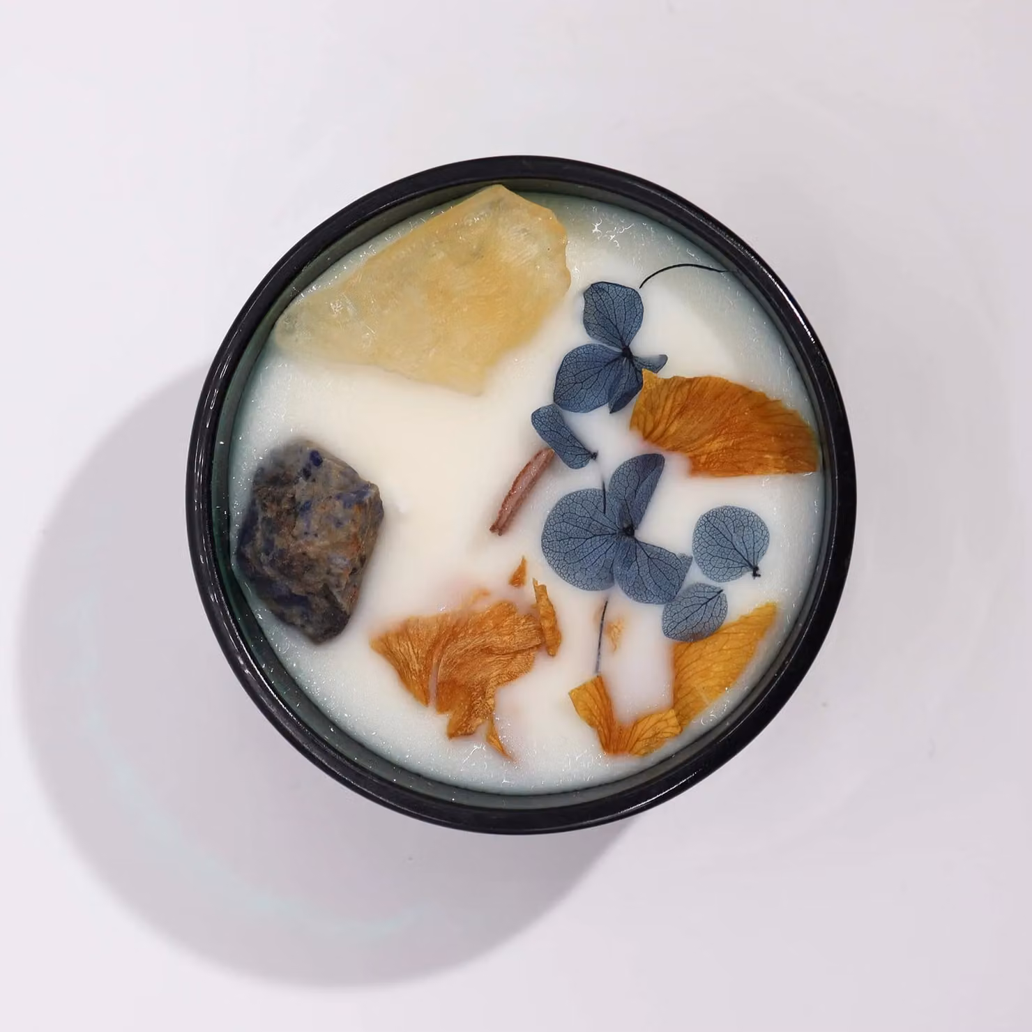 Ancient Wisdom Hop Hare Magic Candle with Flowers and Gems The Sun in Blue and Yellow-orange W/D/H: 9 x 9 x 5 cm – 5