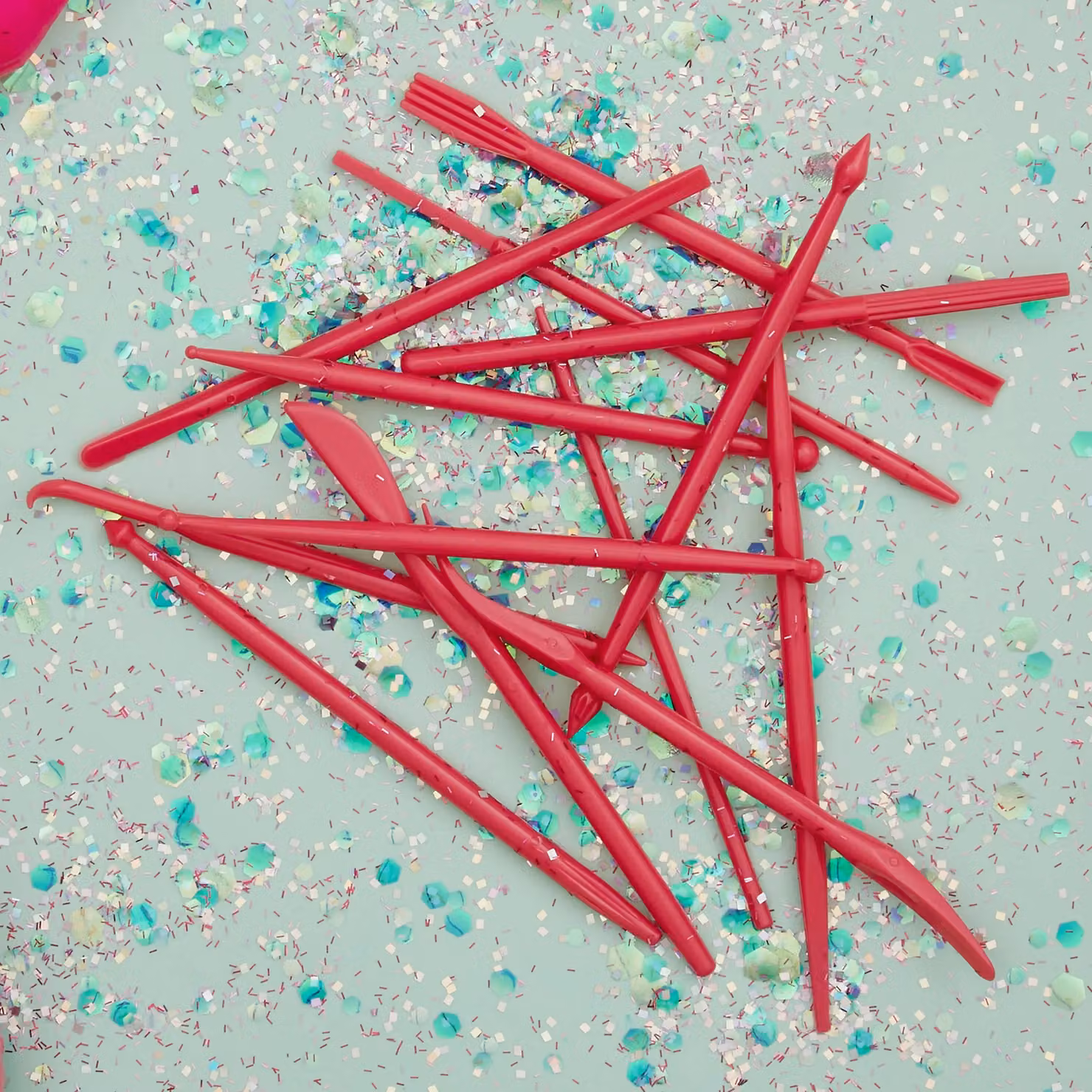 Orsina Hallie 14 Piece Cake Decorating Modelling Tool Set in Pink – 2