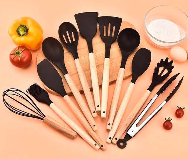 Havendro 38-Piece Silicone and Wood Kitchen Utensil Set in Black
