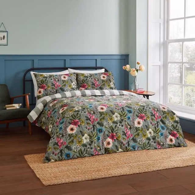 Wylder Nature Hidcote Manor Botanical Floral Cotton Reversible Duvet Cover Set, Petrol Blue, W: 140 cm, H: 200 cm