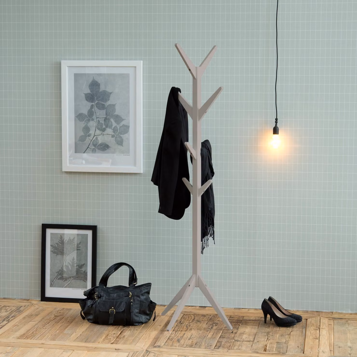 Furniture To Go Ascot Lacquered Coat Hanger in Grey with Distributed Point Hooks – 2